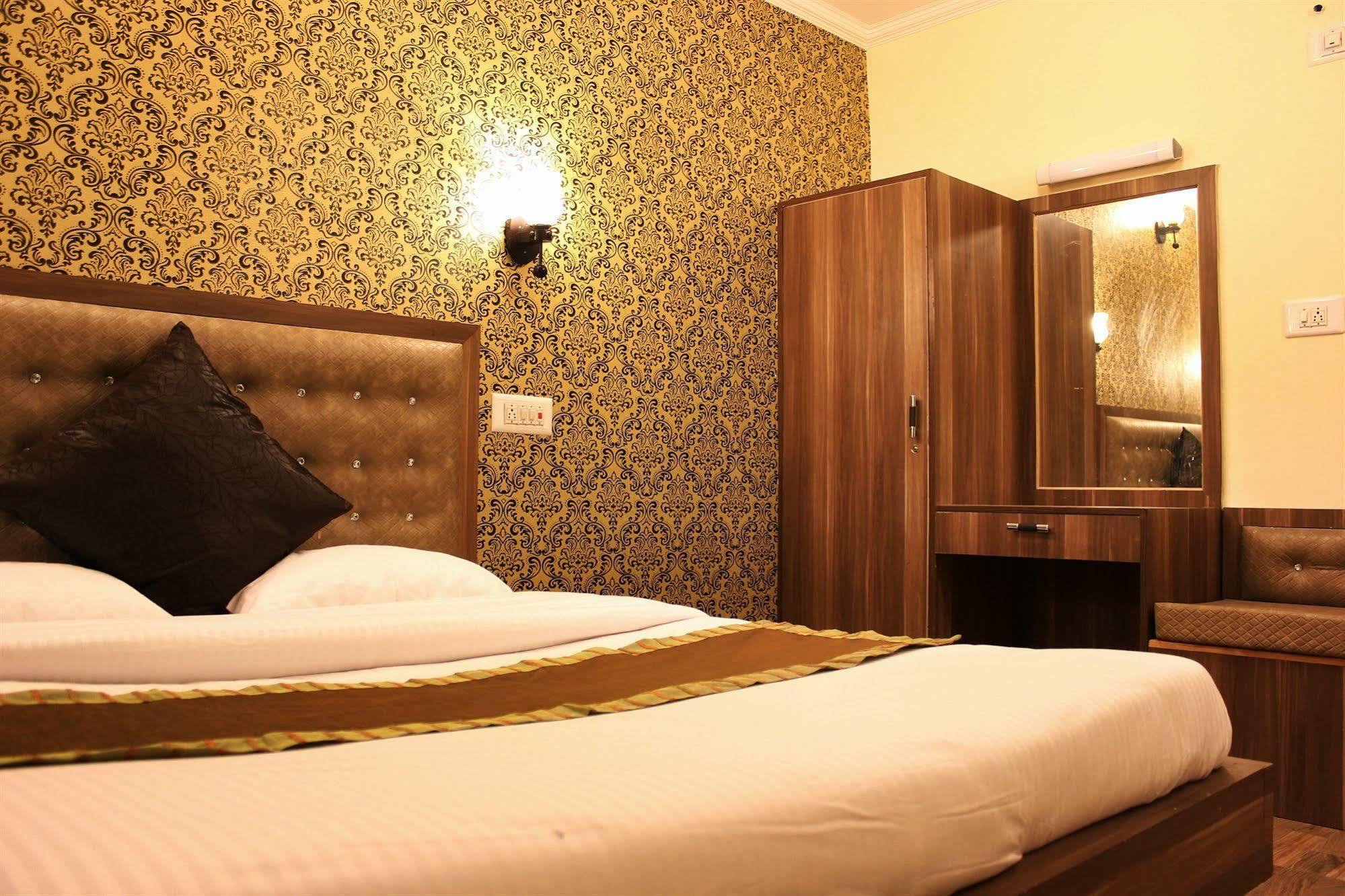 Hotel Walisons Resorts Srīnagar Zewnętrze zdjęcie